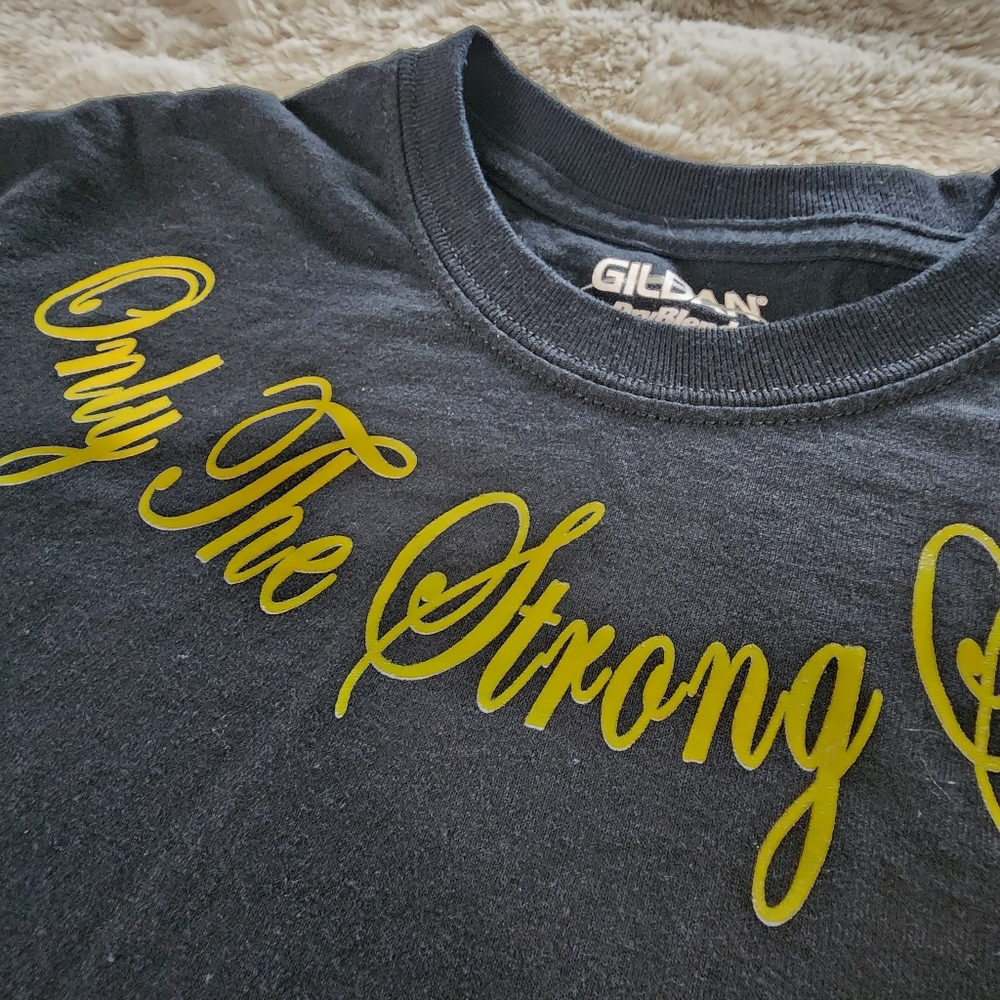 5 for $25 Artist Signed Flaw Band T-Shirt Only The Strong Survive - Picture 4 of 9